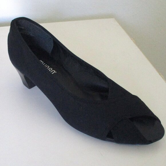Munro American Womens Black Textile Peep Toe Pump w/ 2"Heel NWOB - Size 11M - Picture 1 of 9